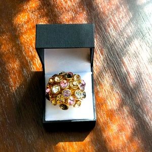 “kate spade” Lady Marmalade ring with colored stones.